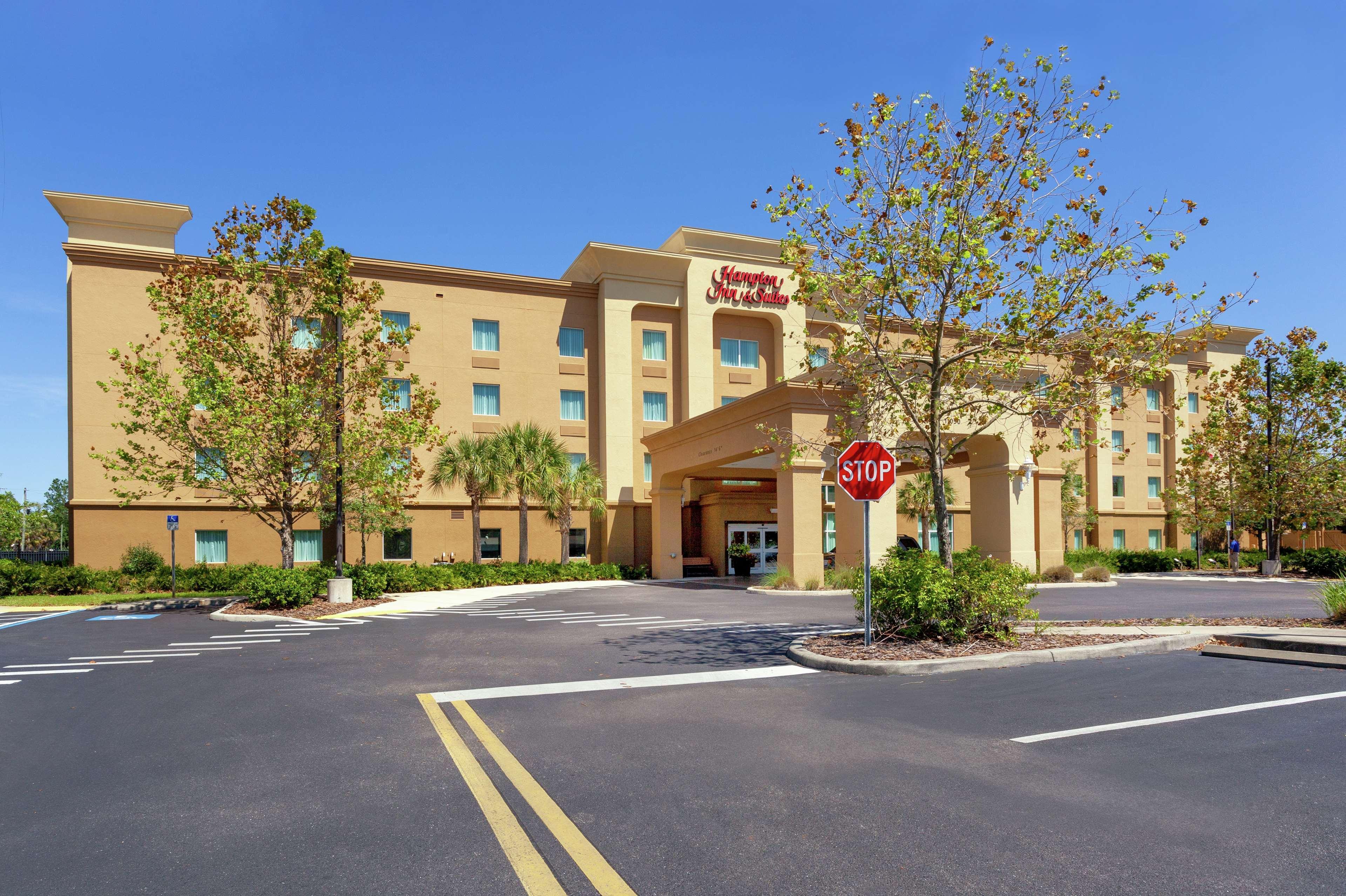 Hampton Inn & Suites Порт Ричи Екстериор снимка
