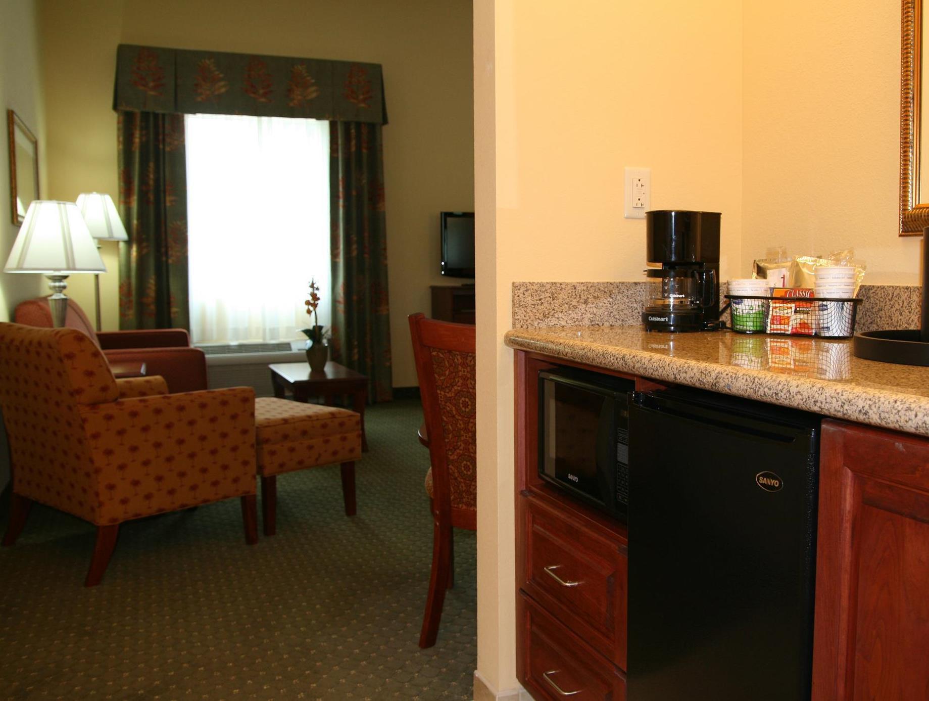 Hampton Inn & Suites Порт Ричи Екстериор снимка