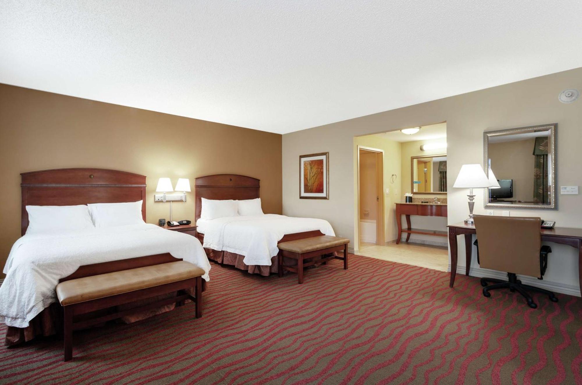Hampton Inn & Suites Порт Ричи Екстериор снимка