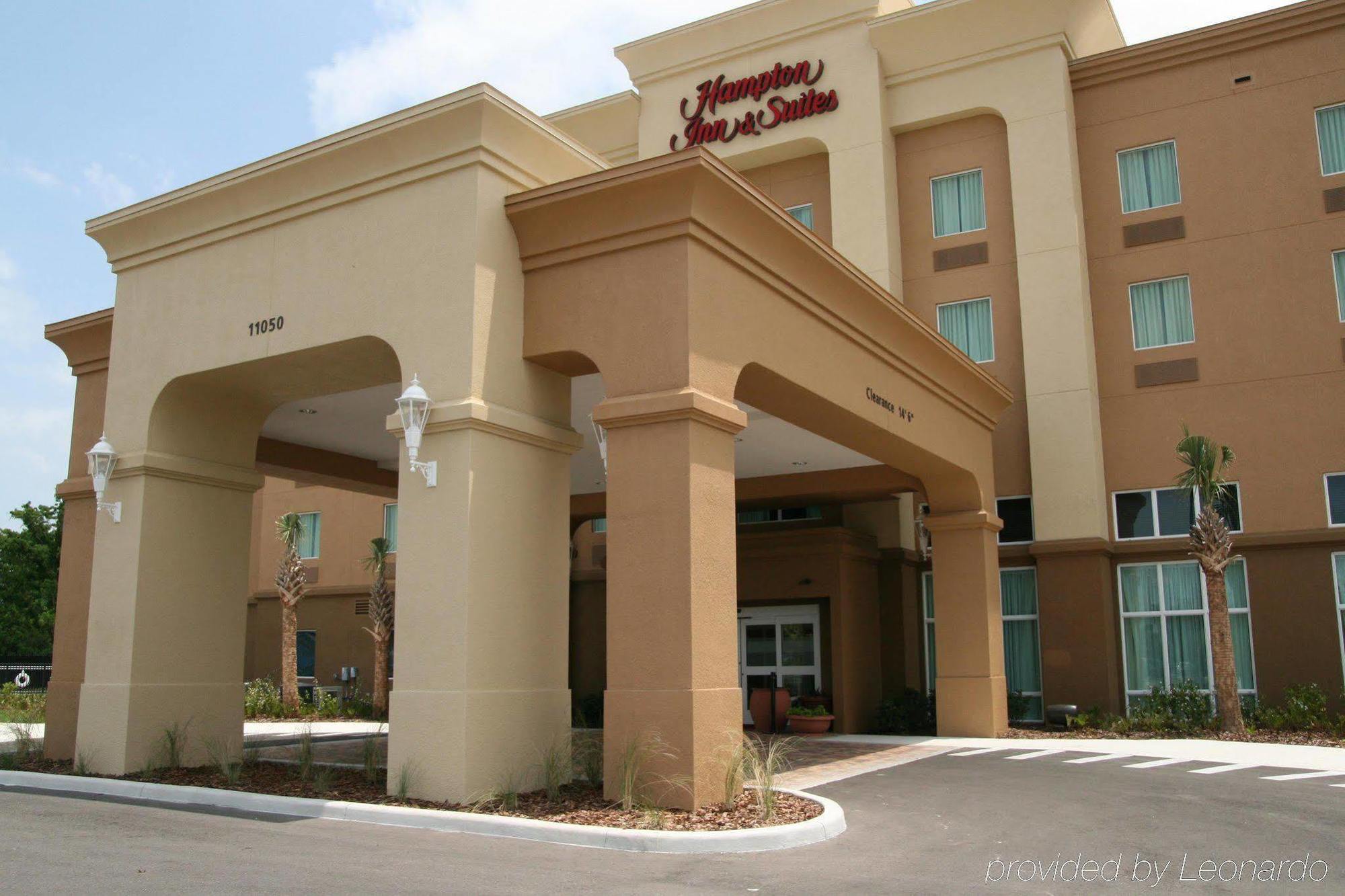 Hampton Inn & Suites Порт Ричи Екстериор снимка