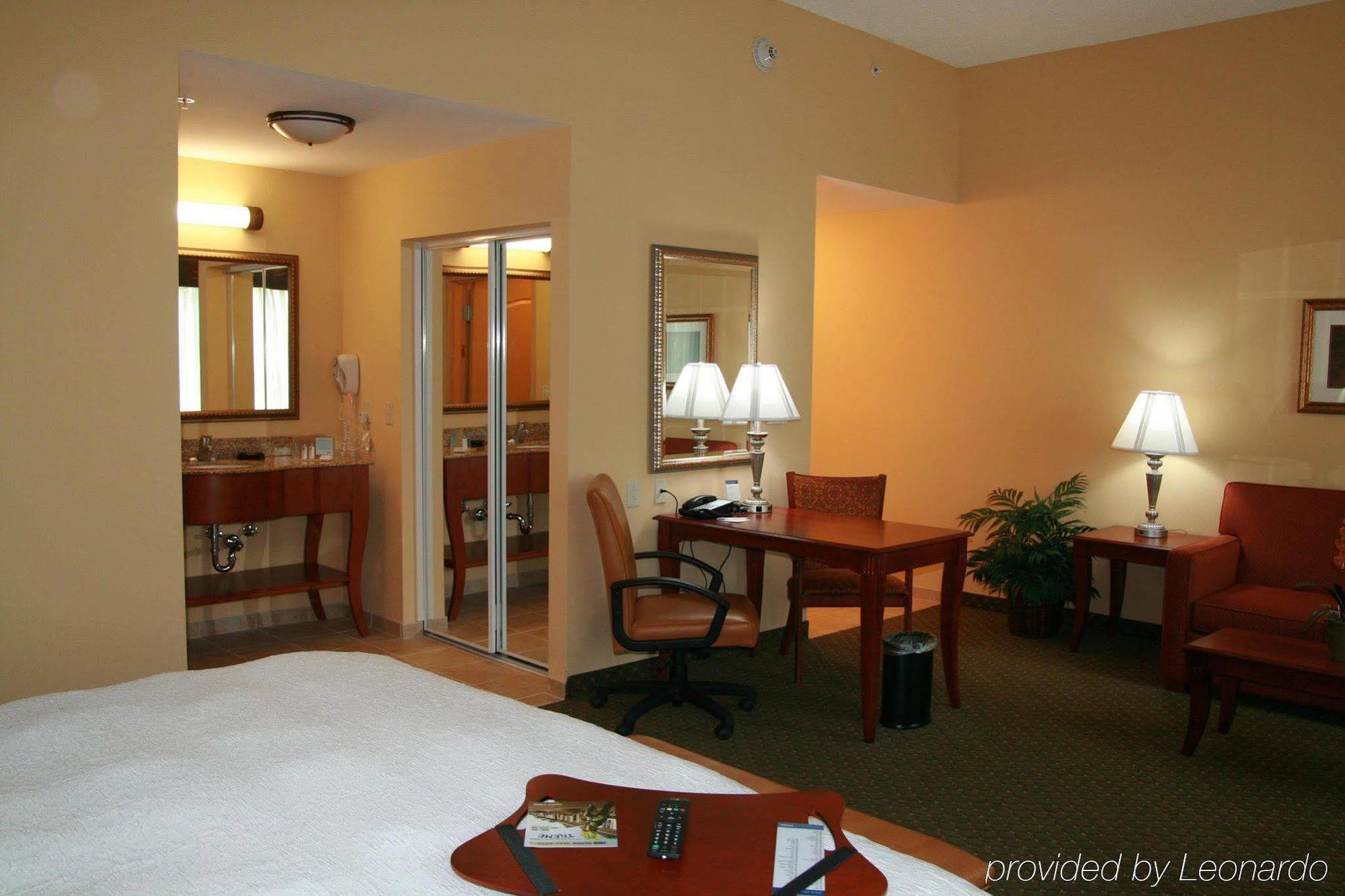 Hampton Inn & Suites Порт Ричи Стая снимка