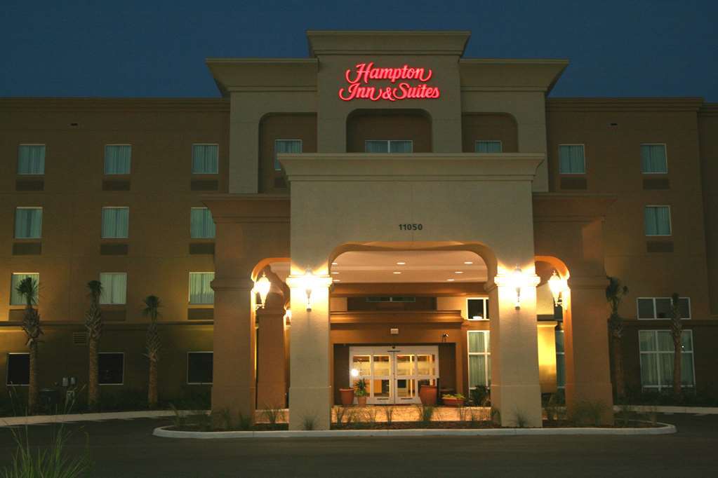 Hampton Inn & Suites Порт Ричи Екстериор снимка